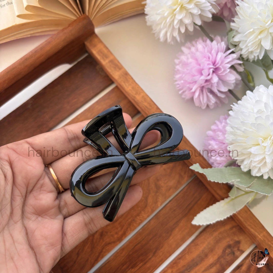 Ribbon Bliss Hair Claw – Medium