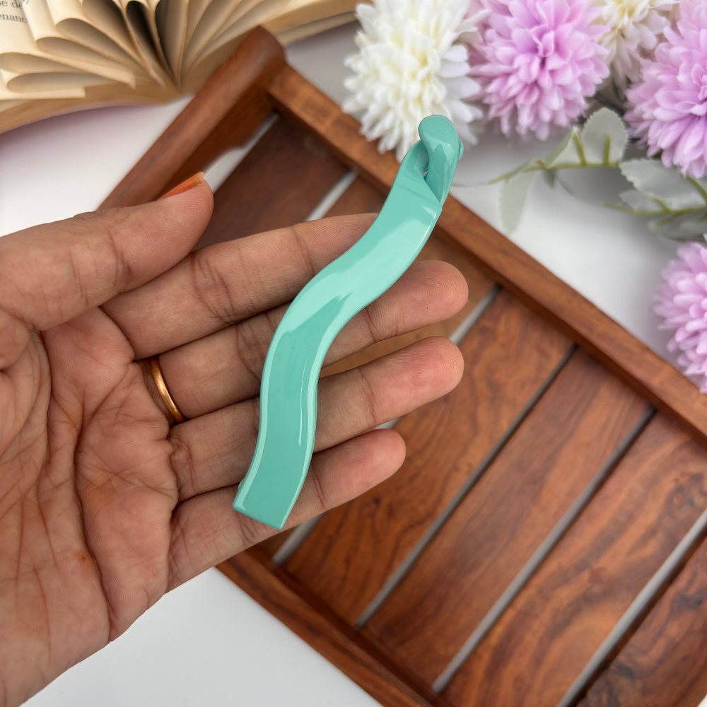 Wavy Lock Banana Clip - Large