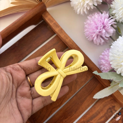 Ribbon Bliss Hair Claw – Medium