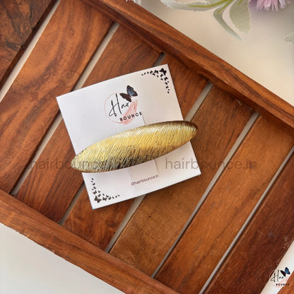 Radiance Line Metallic Barrette – Luxe Linear Shine Collection