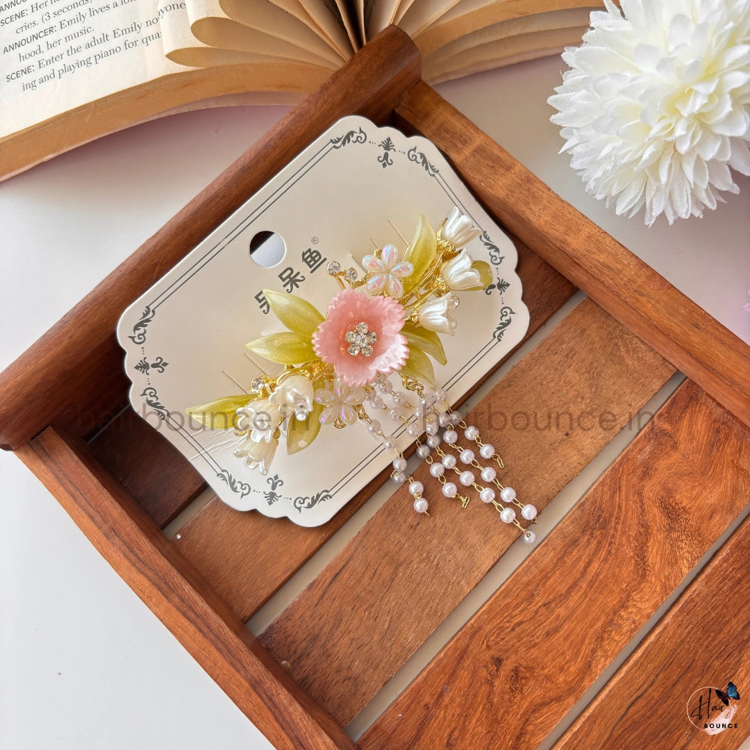 Bloom Pearl Tassel Metal Hair Clip – Elegant Floral Center Clip for Women