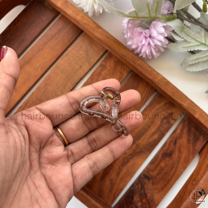Twisted Heart Hair Claw – Small | Minimal Glossy Heart Hair Clip for Women & Girls