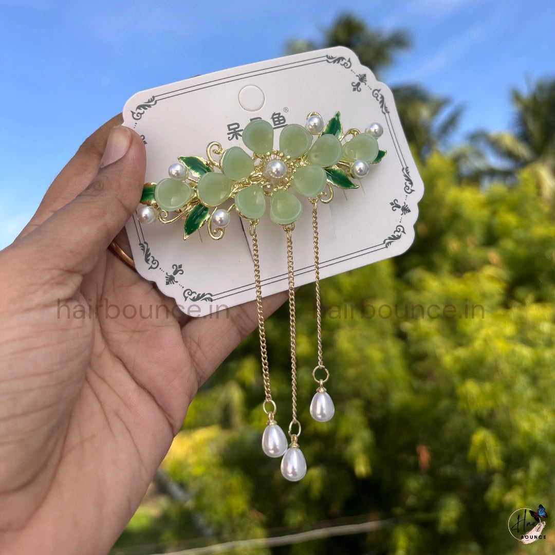 Pearl Petal Blossom Tassel Hair Clip with Dangling Chains