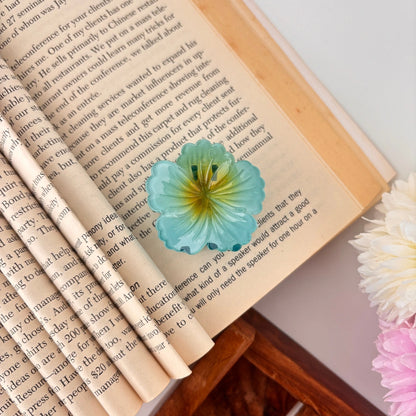 Shinny Hibiscus Hair Claw - Small