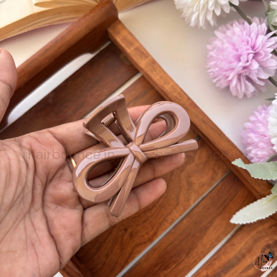 Ribbon Bliss Hair Claw – Medium