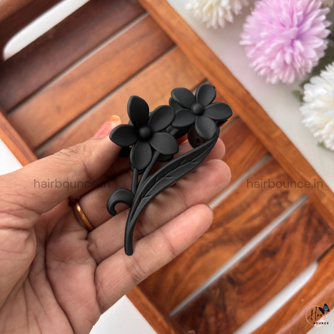 Floral Bloom Matte Hair Claw Clip – Medium 🌸✨