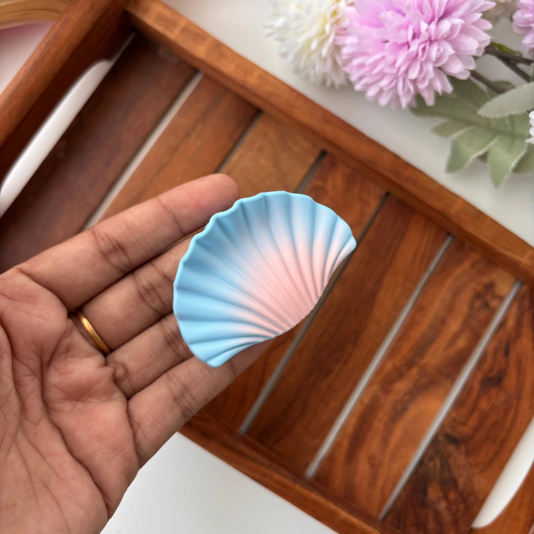 Dual Colour Seashell Hair Claw - Medium