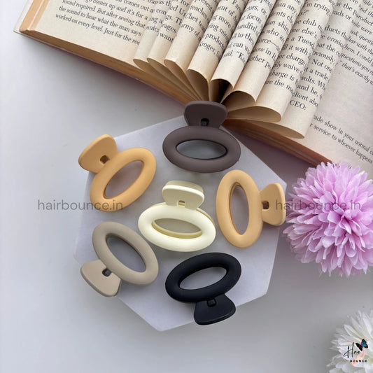 Nude Shade Oval Hair Claw – Small