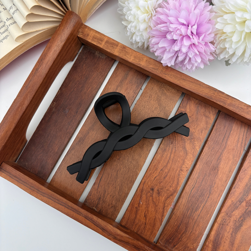 Matte Finish Twisted Hair Claw - Large