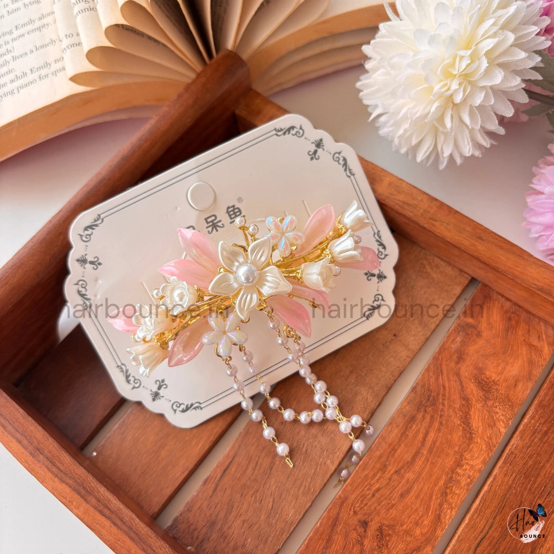 Enchanted Petal Pearl Hair Clip – Luxury Floral Center Clip