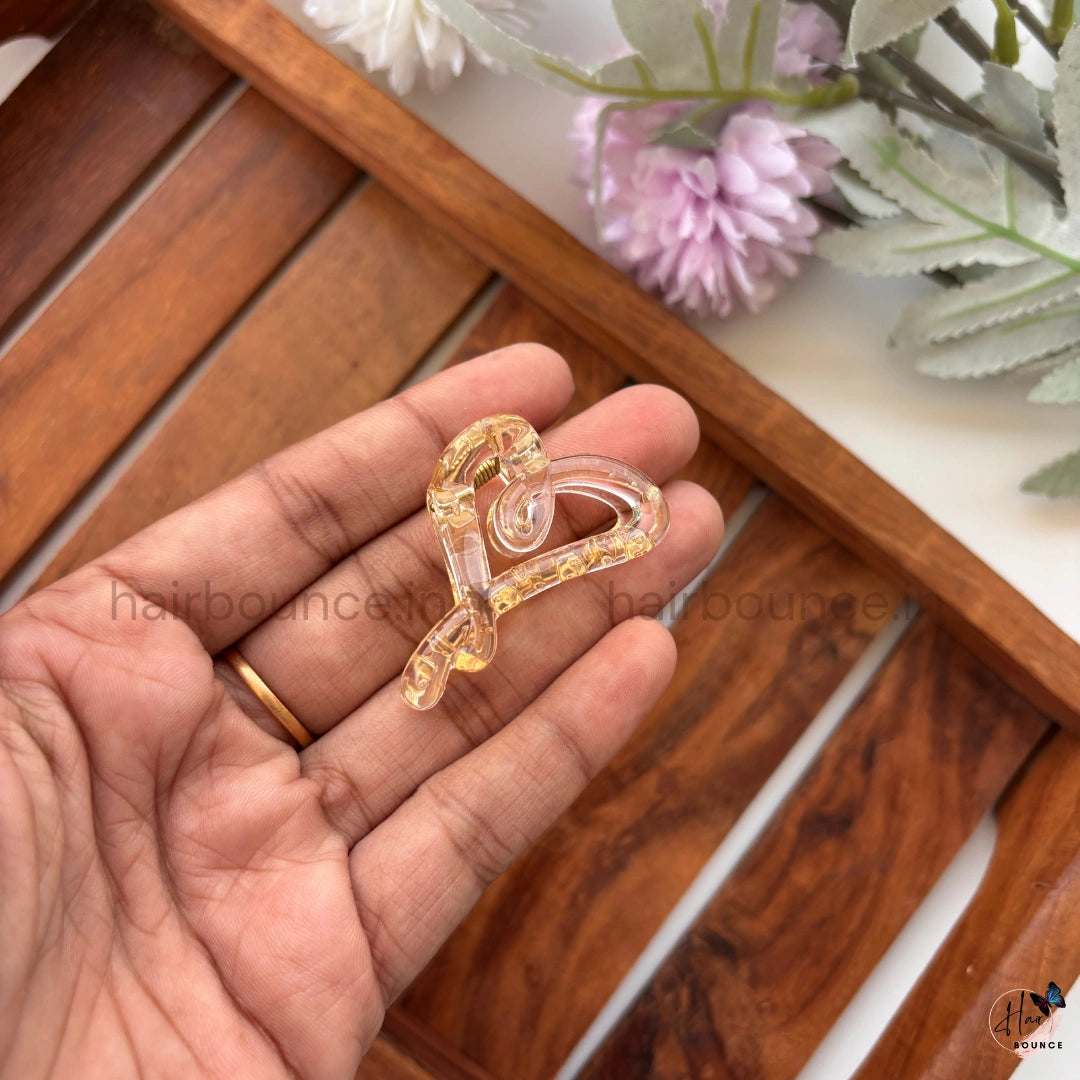 Twisted Heart Hair Claw – Small | Minimal Glossy Heart Hair Clip for Women & Girls