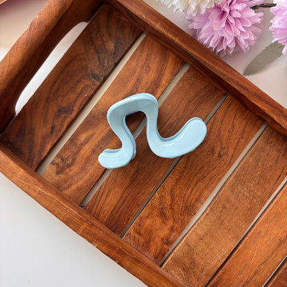 Wave Curve Hair Claw – Medium