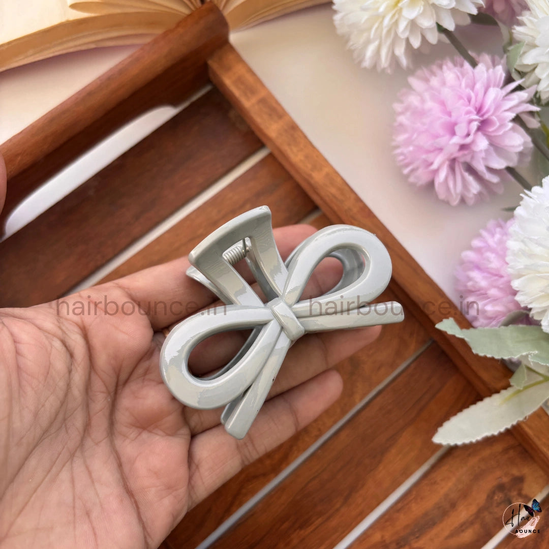 Ribbon Bliss Hair Claw – Medium