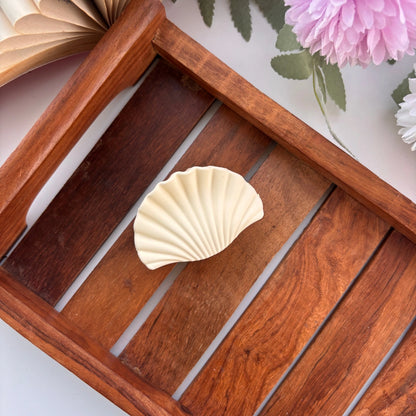 SeaShell Matte Hair Claw – Medium 🐚✨