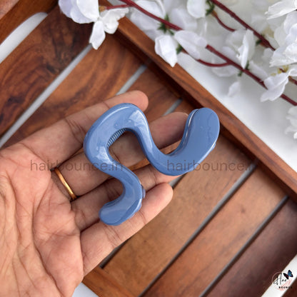 Wave Curve Hair Claw – Medium