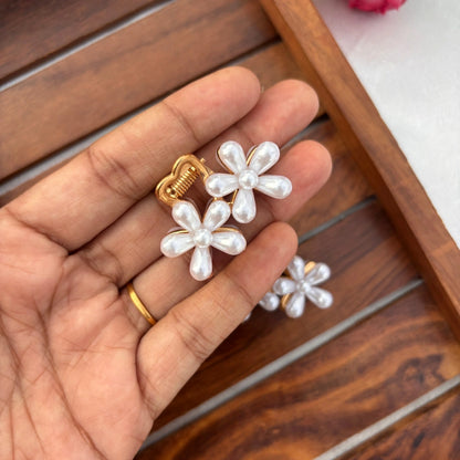 Pearl Flower Metal Hair Claw