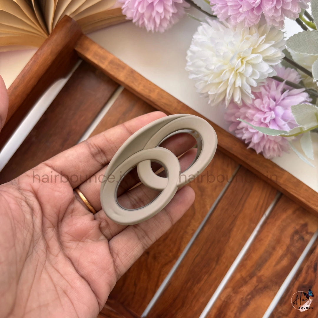 Infinity Link Hair Claw for Women – Medium