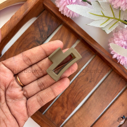 Mini Rectangle Matte Hair Claw – Small