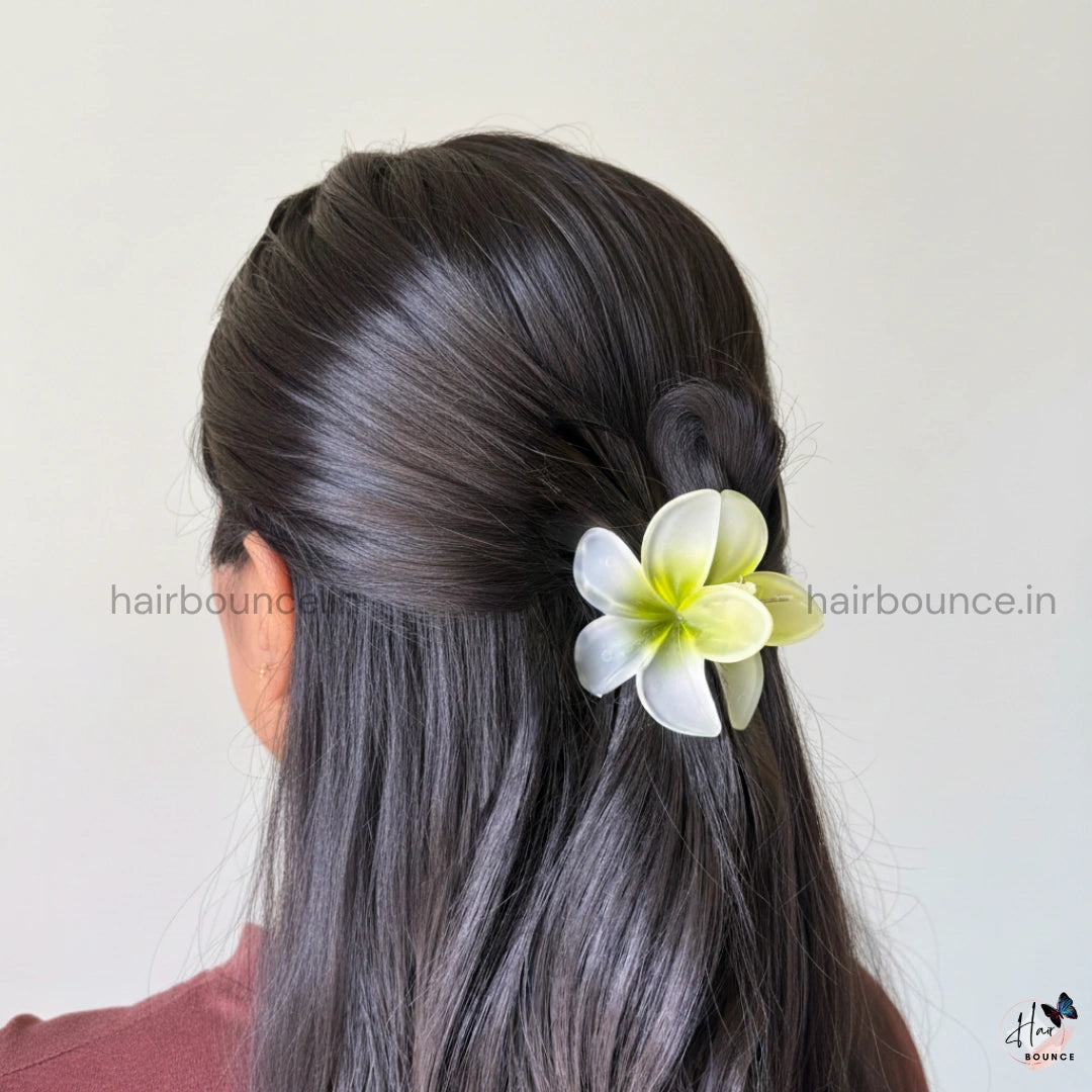 Frosted Plumeria Hair Claw – Medium