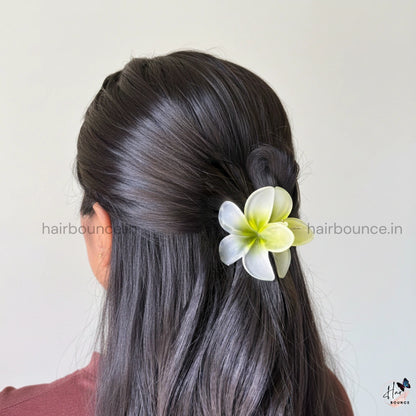Frosted Plumeria Hair Claw – Medium