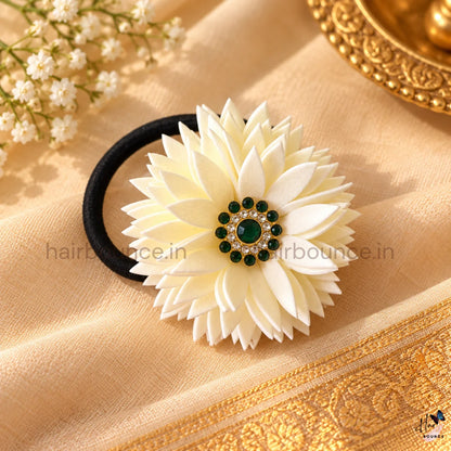 Iruvachi Poo Floral Hair Rubber Band with Green Stone