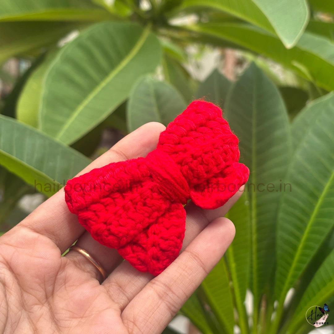 Handmade Crochet Mini Bow Hair Clip – Small Knitted Hair Bow for Girls & Kids