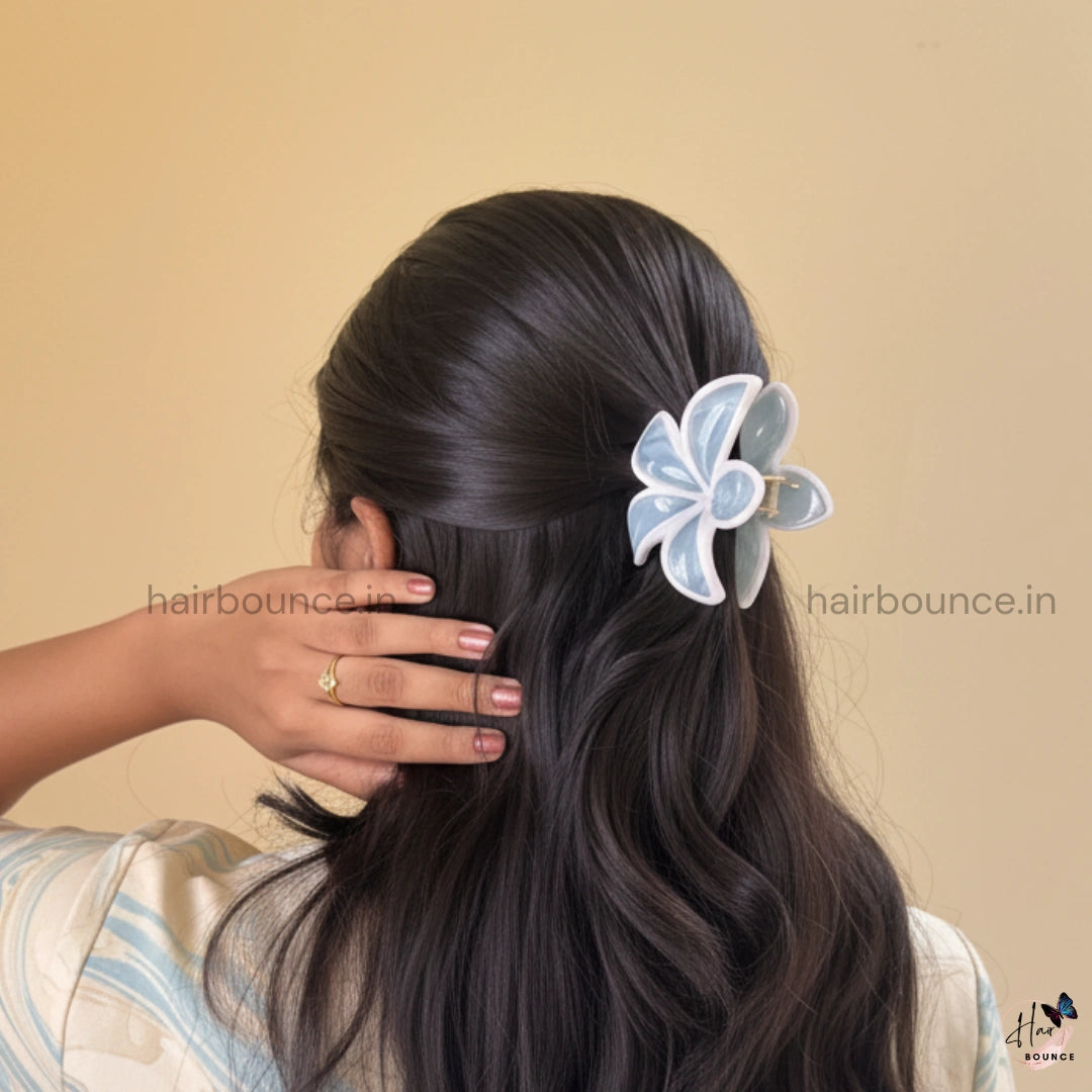 Glossy Outline Marble Petal Hair Claw – Large