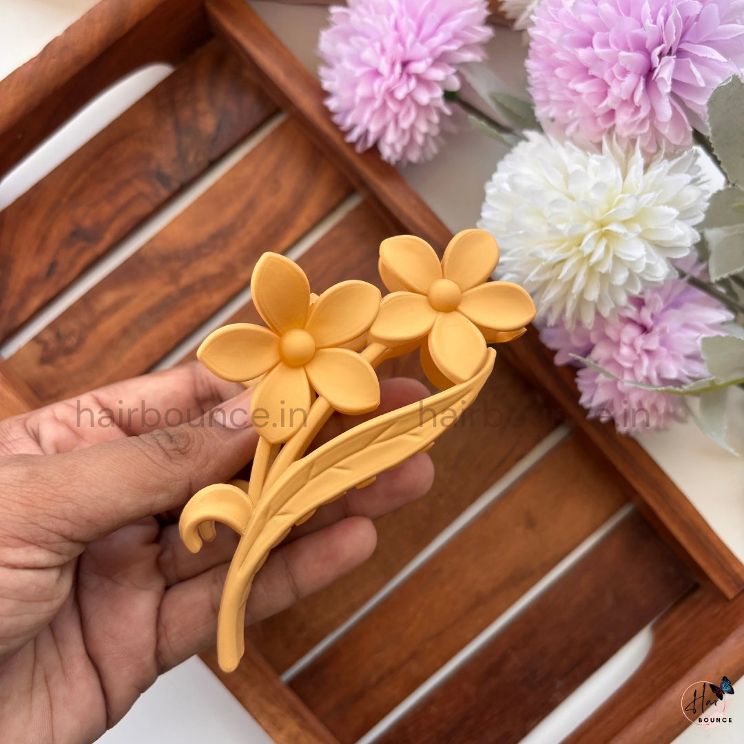 Matte Twin Blossom Vine Hair Claw – Large
