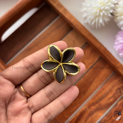 Golden Bloom Floral Hair Claw - Small