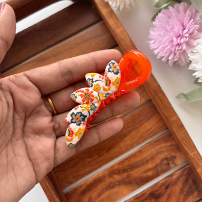 Floral Petal Curve Banana Clip - Medium