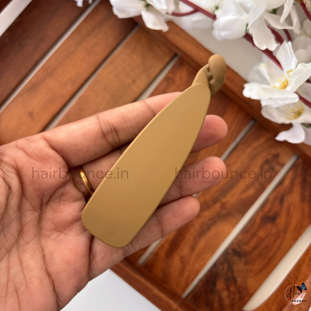 Solid Matte Banana Hair Clip – Medium