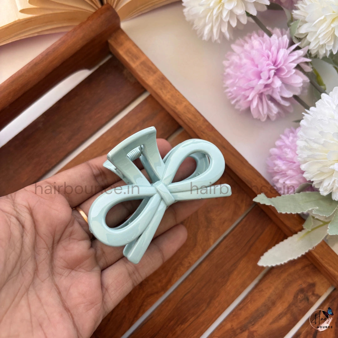 Ribbon Bliss Hair Claw – Medium