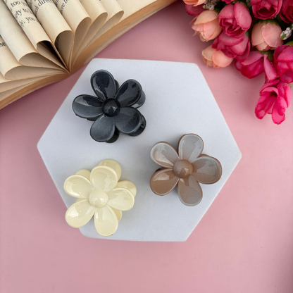 Blossom Small Hair Claw