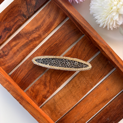 Antique Oval Embossed Hair Clip