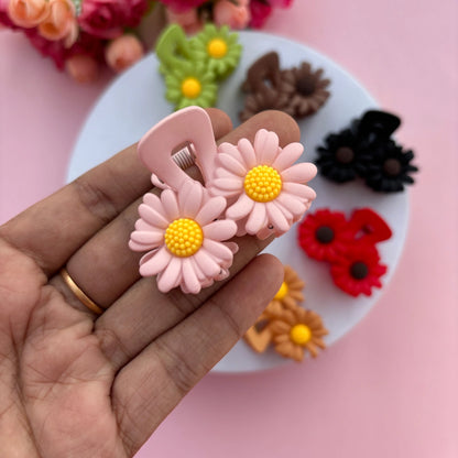 Double Flower Matte Finish Hair Claw - Medium