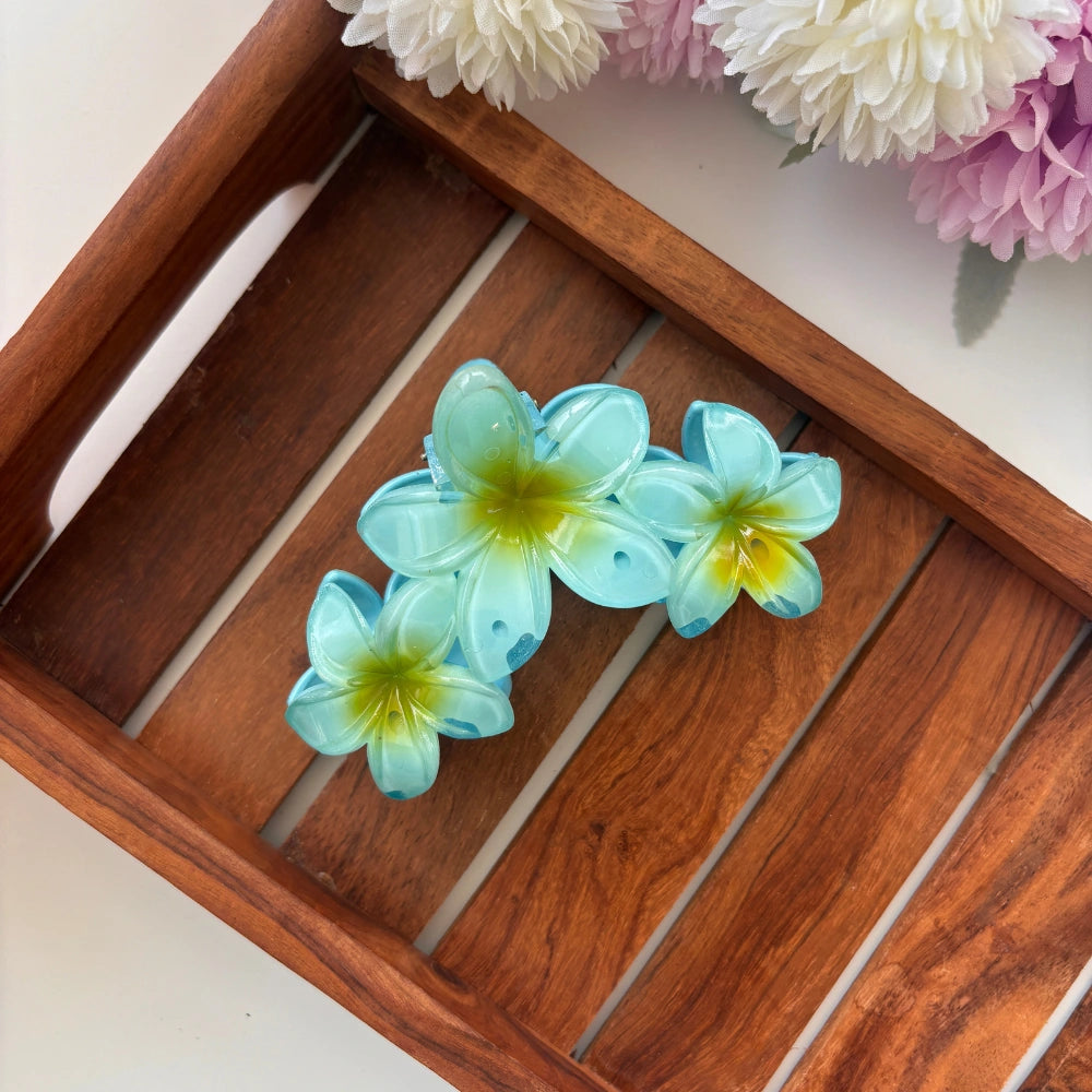 Shinny Triple Flower Lilly Hair Claw - Large