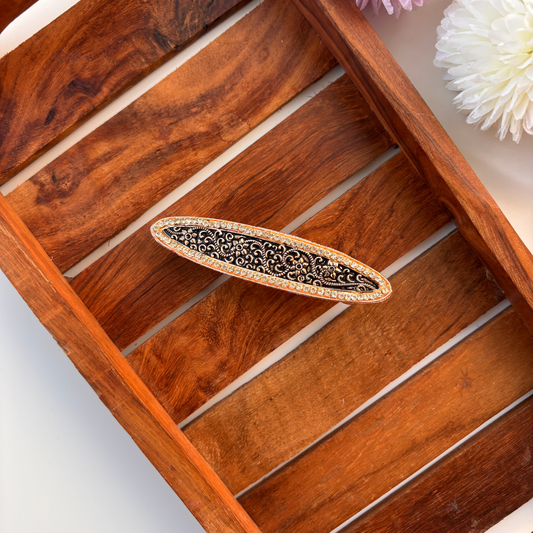 Antique Oval Embossed Hair Clip