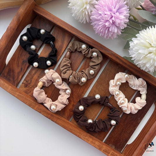 Classic Pearl Knot Scrunchie