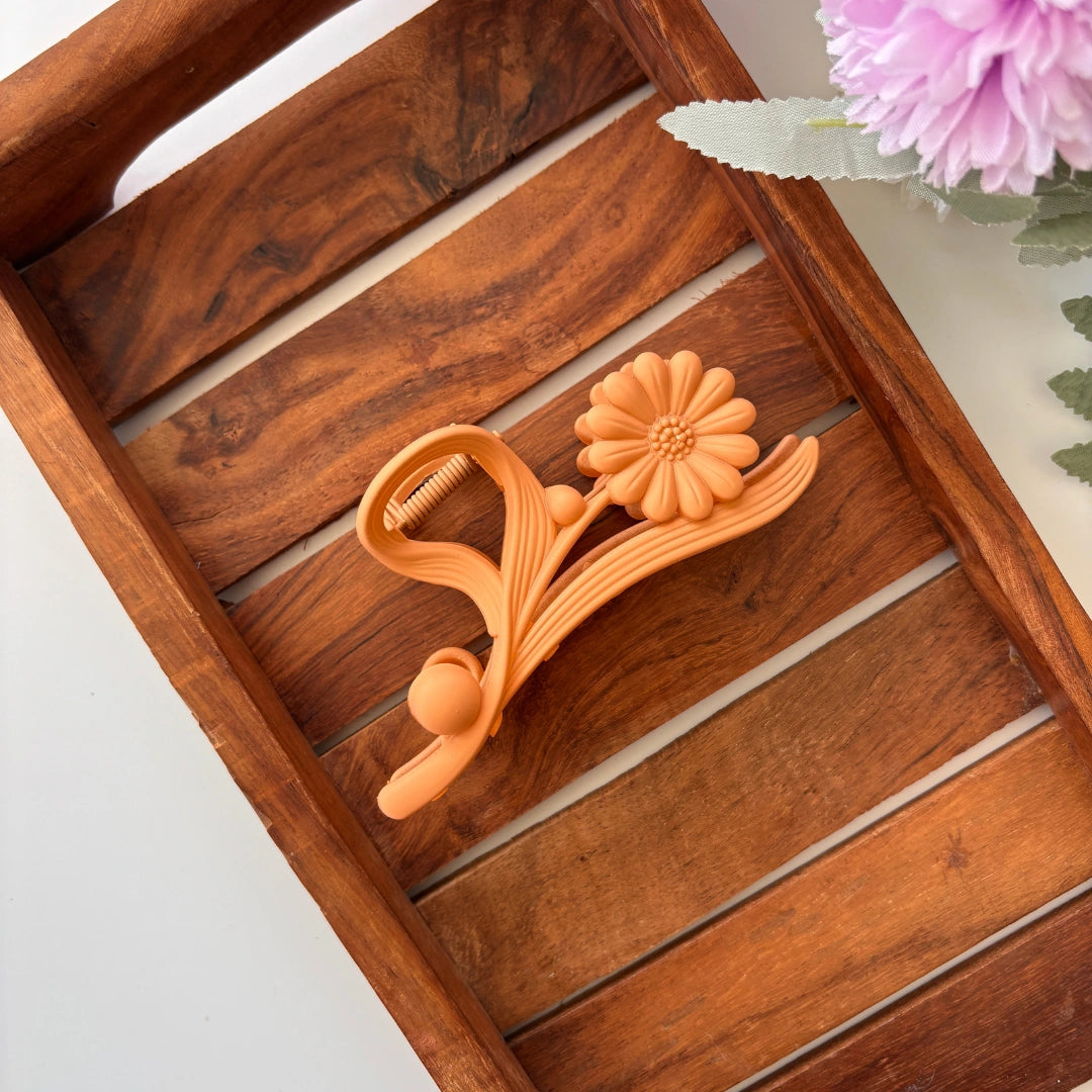 Daisy Flower Hair Claw - Large