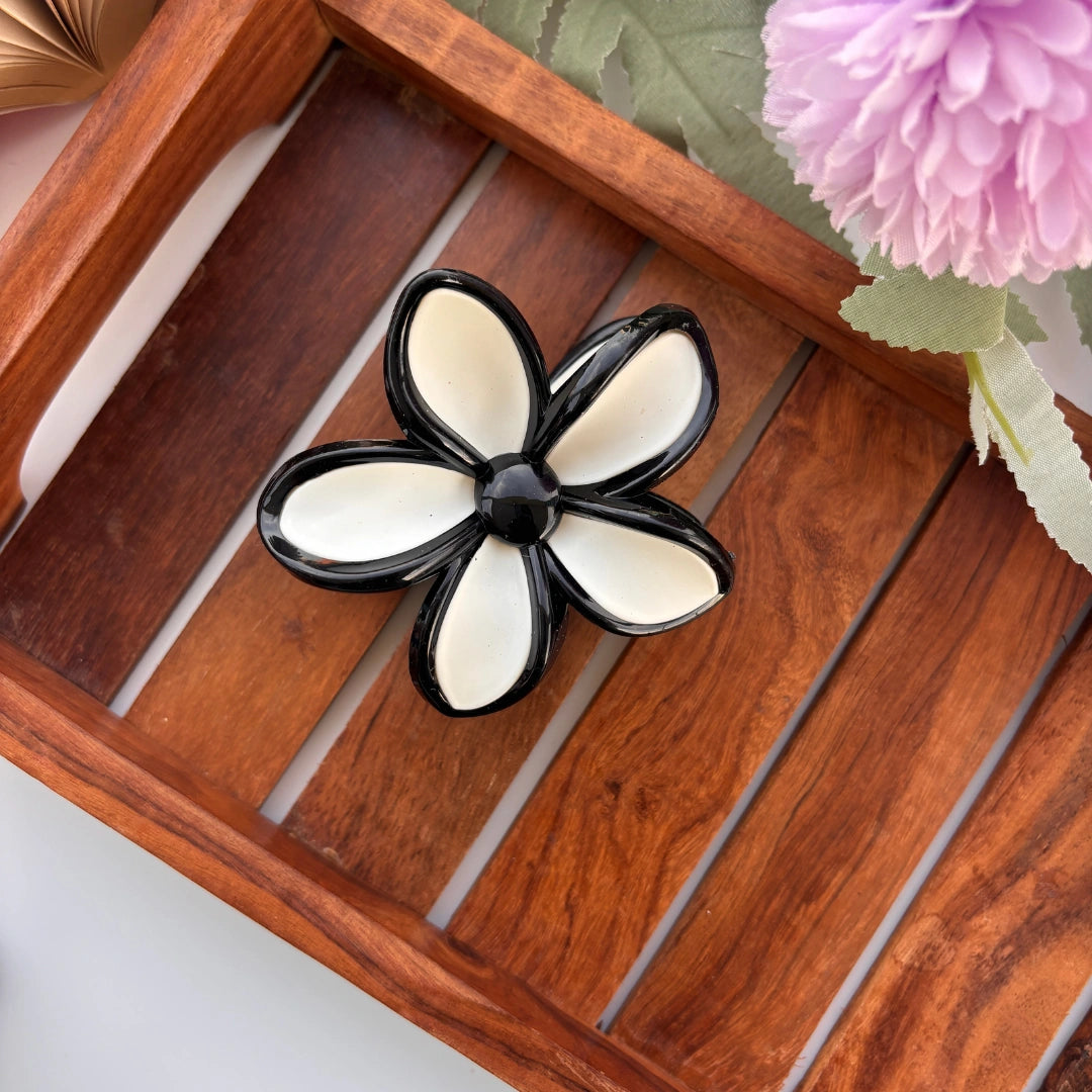Glossy Petal Flower Hair Claw – Large 🌸✨