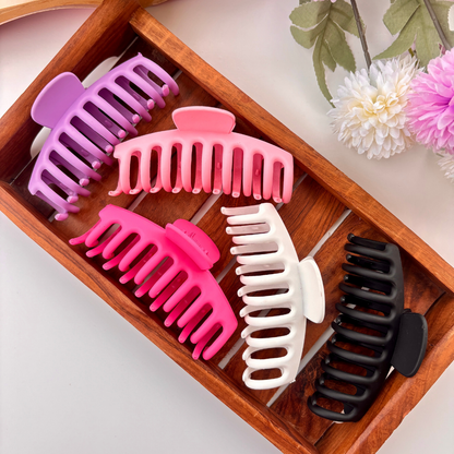 Matte U-Curve Hair Claw - Large