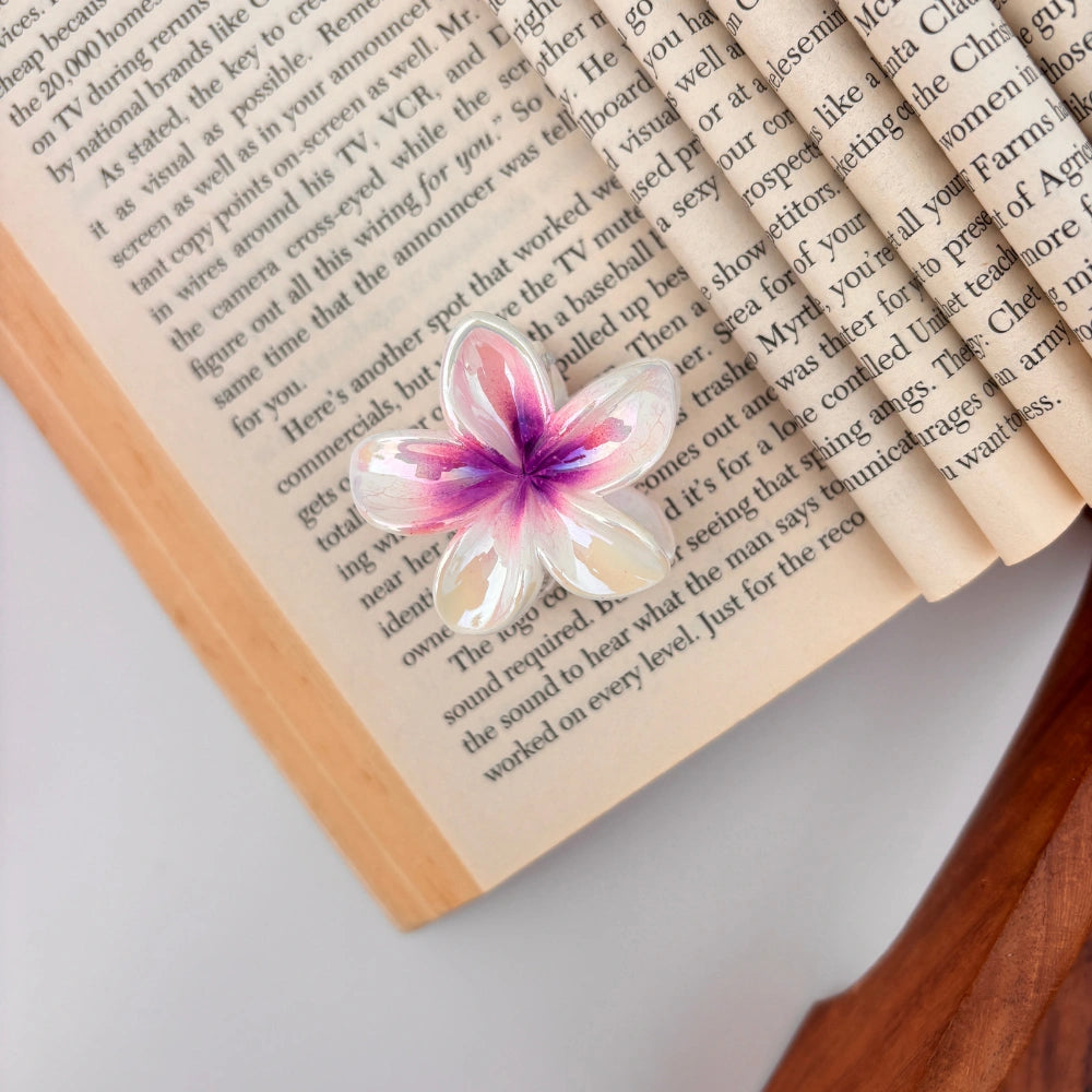 Glossy Lilly Hair Claw - Small