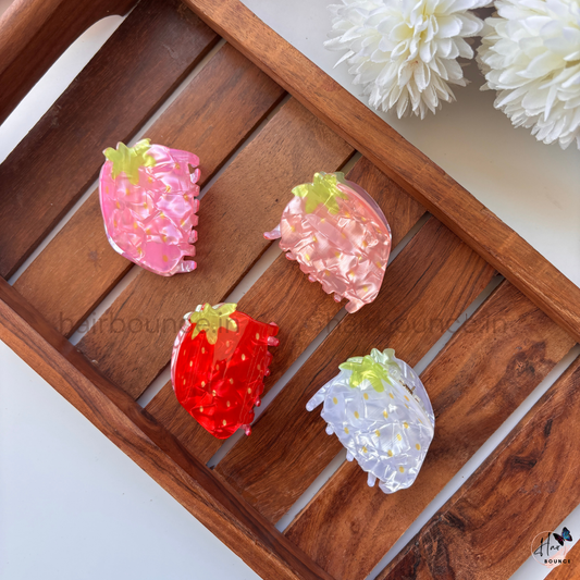 Cute Strawberry Hair Claw – Medium