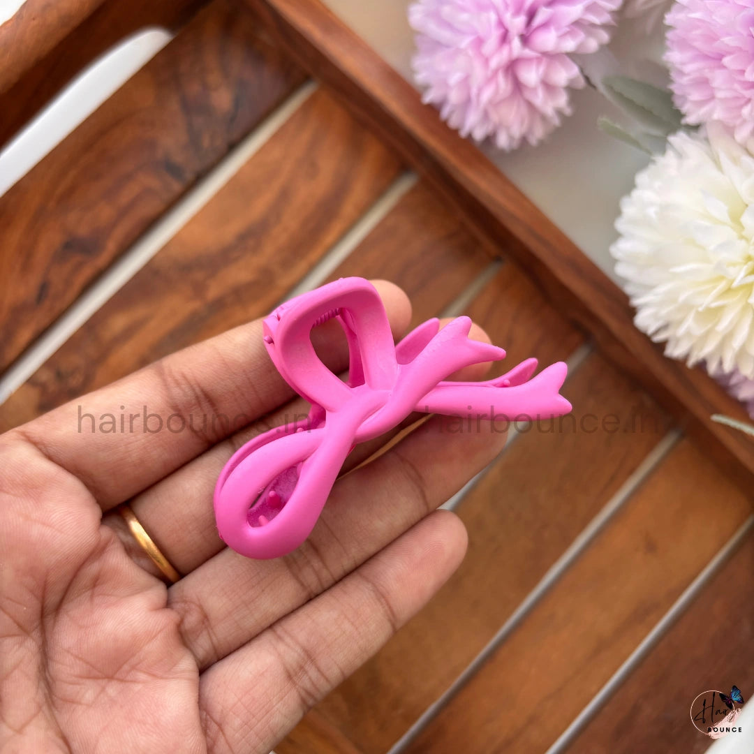 Matte Ribbon Bow Hair Claw – Medium