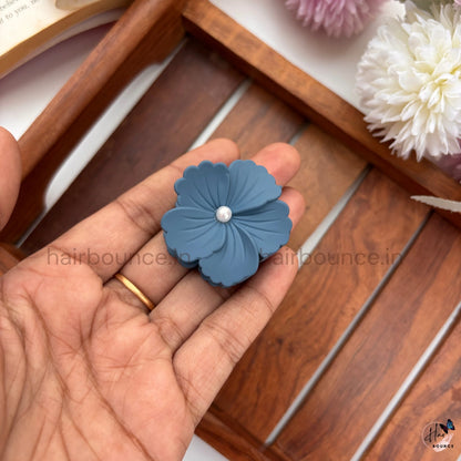 Light Shades Matte Pearl Hibiscus Flower Hair Claw - Small