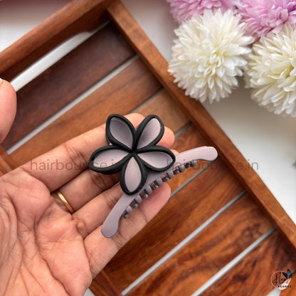Matte Five Petal Flower Hair Claw – Medium
