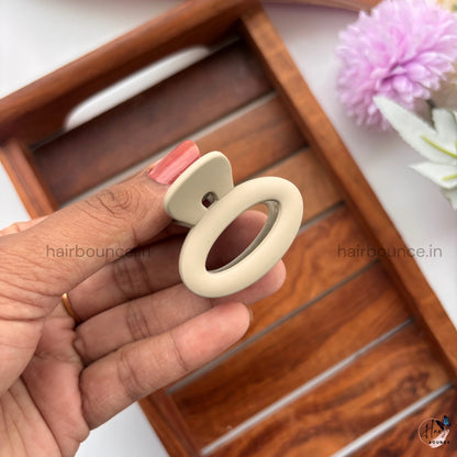 Nude Shade Oval Hair Claw – Small