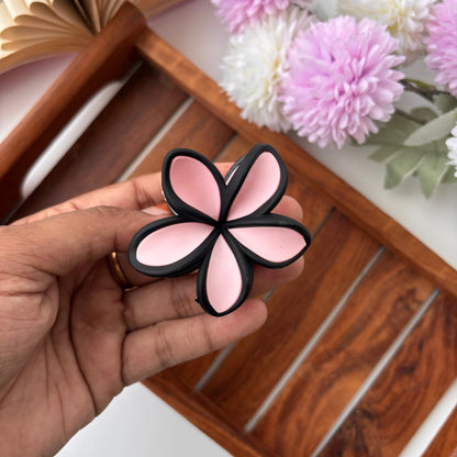 Matte Finish Outline Lilly Flower Hair Claw - Medium