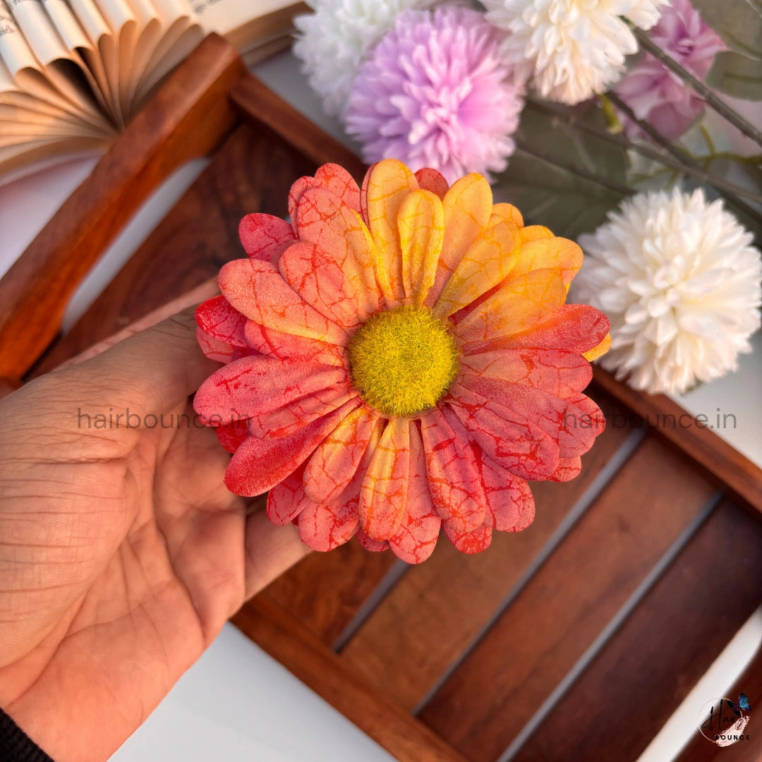 Pastel Daisy Bloom Hair Claw - Large