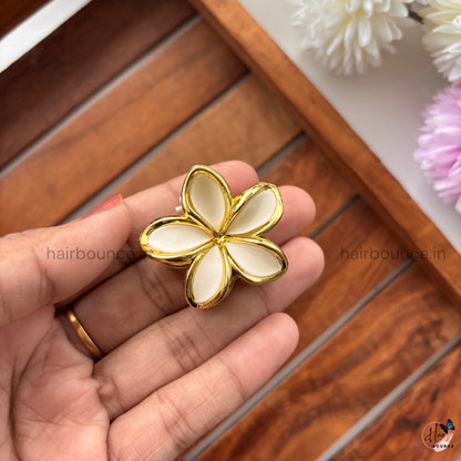 Golden Bloom Floral Hair Claw - Small